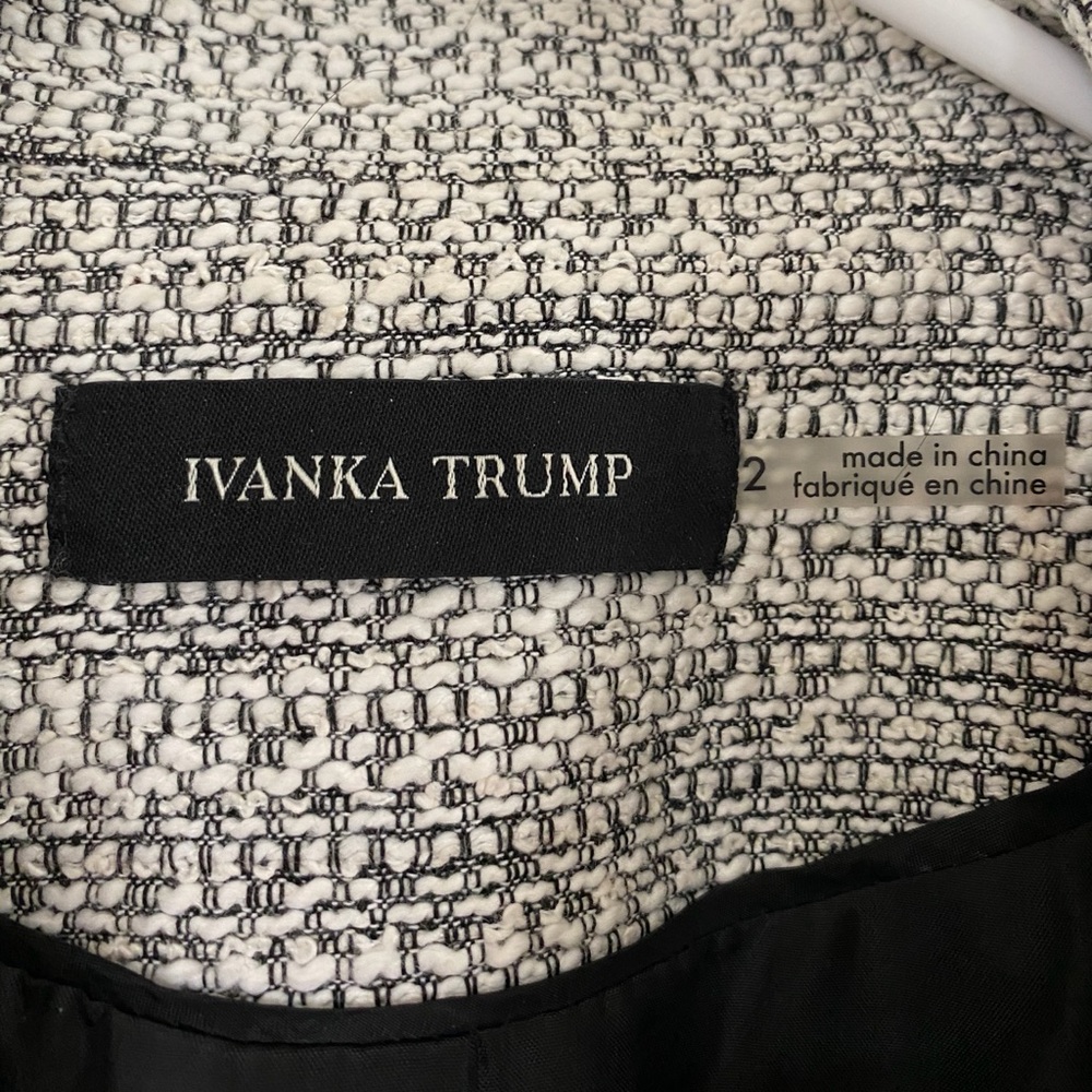 Ivanka Trump blazer - Picture 3 of 3